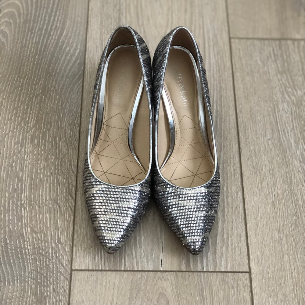 Kelly & Katie Pumps size 6.5